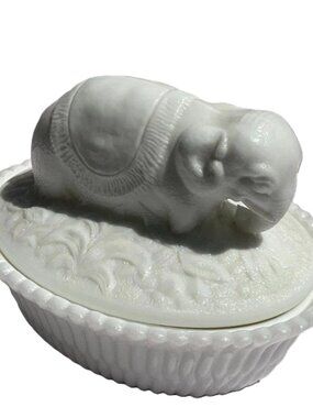 Mckee Glass Elephant Covered Dish